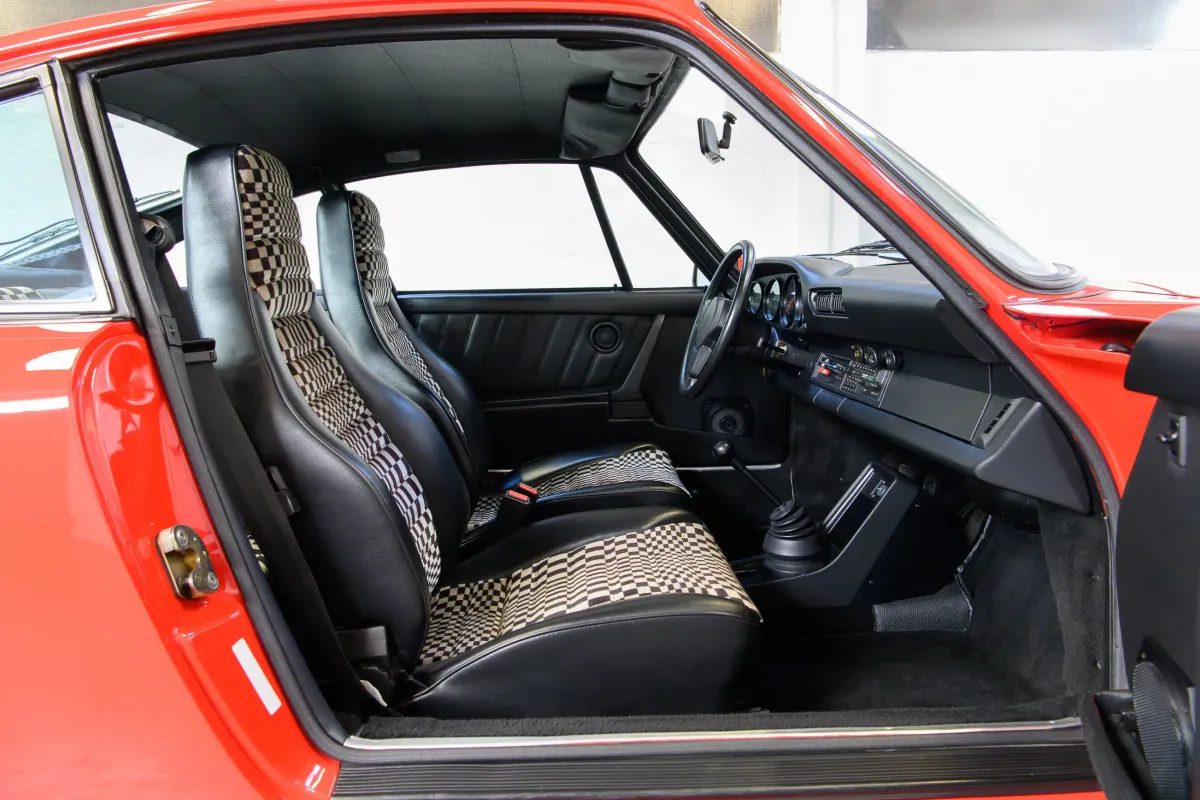 Porsche Carrera 3.2 Coupé - Innenraum