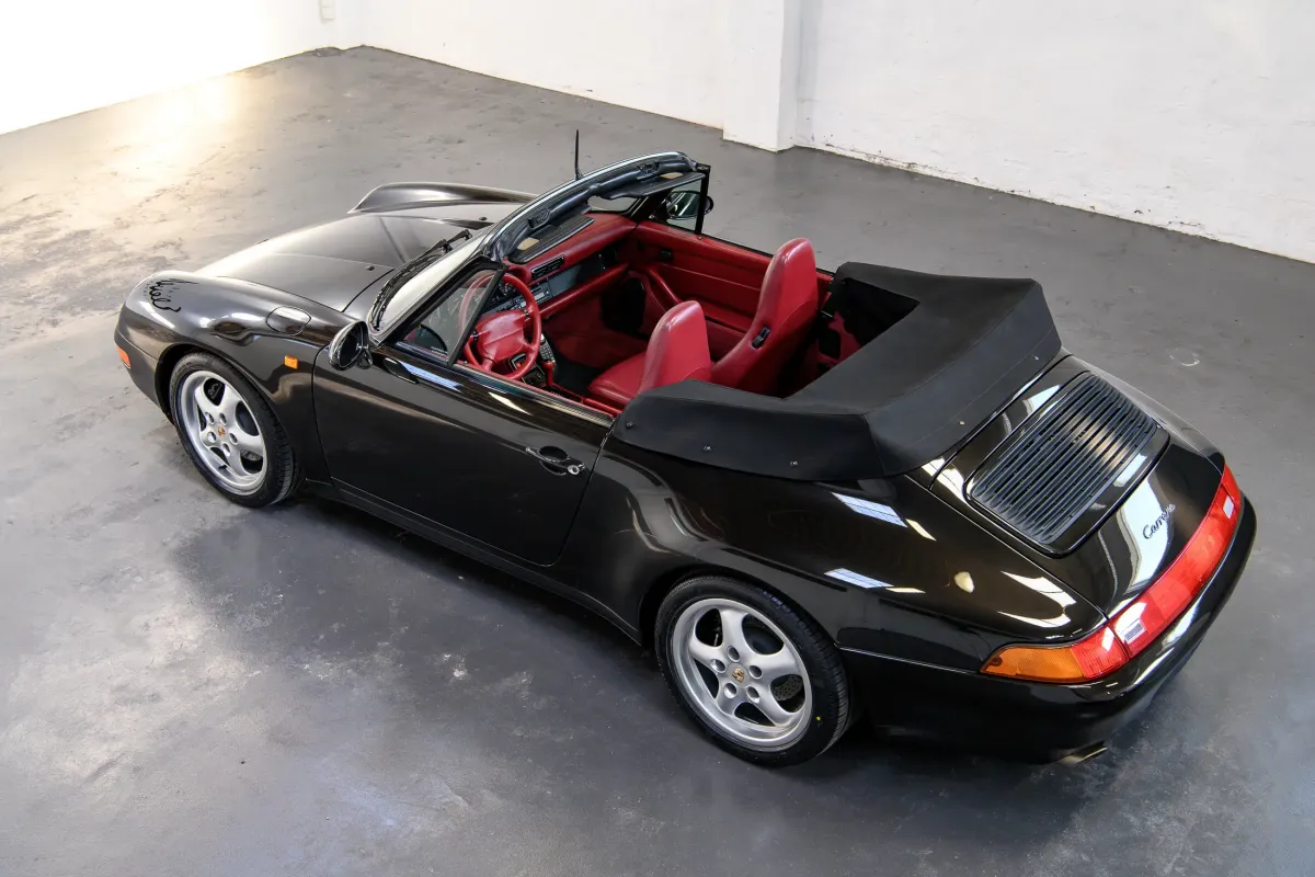 Porsche 993 Carrera Cabrio