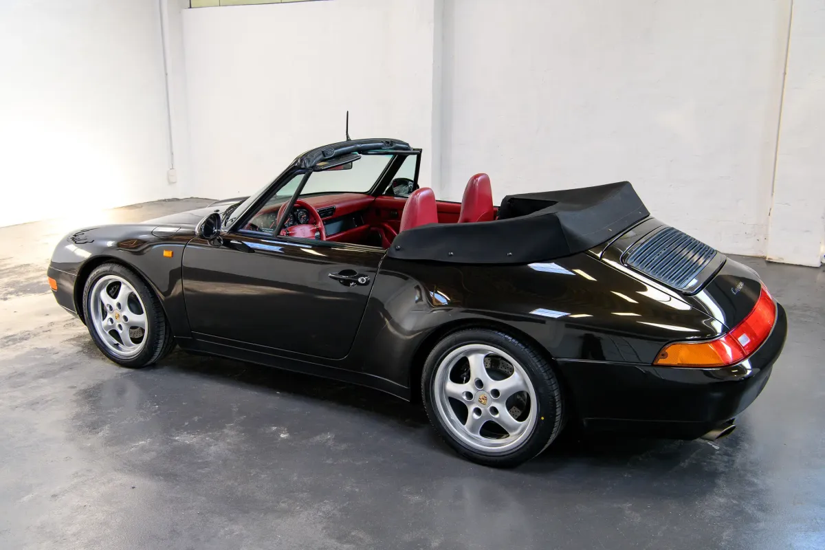 Porsche 993 Carrera Cabrio