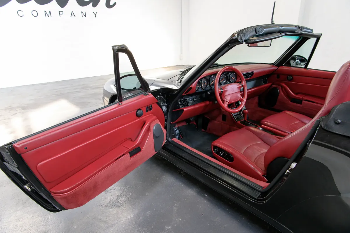 Porsche 993 Carrera Cabrio