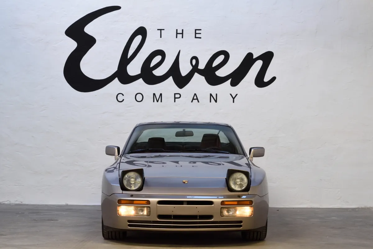 Porsche 944 Turbo S 