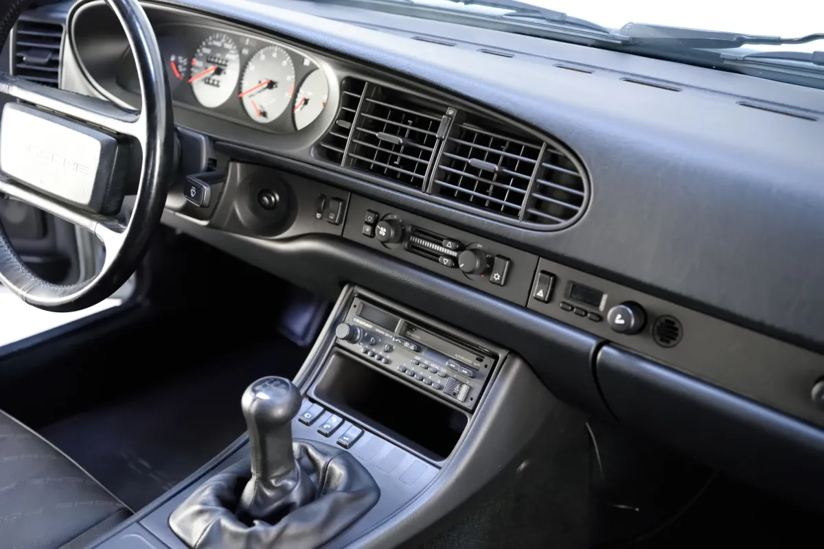 Porsche 944 Turbo S