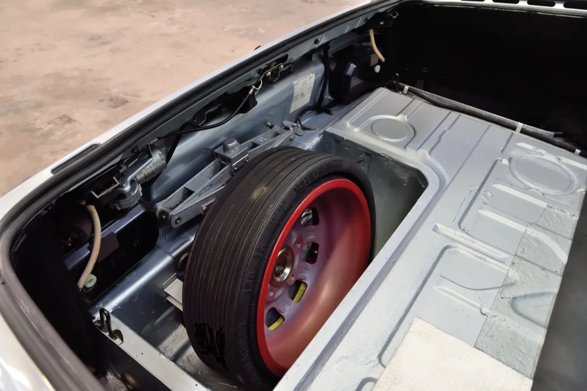 Porsche 944 Turbo S