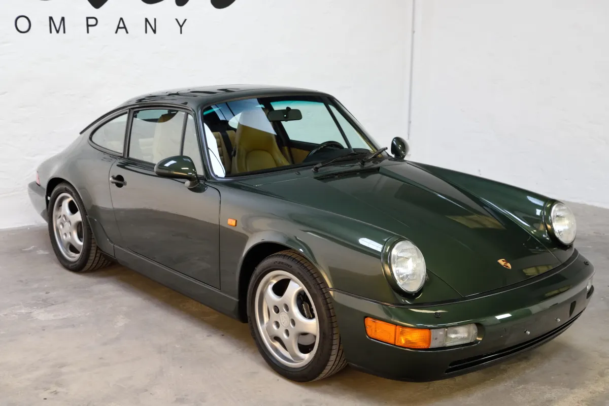 Porsche 964 Carrera 2 oakgreen
