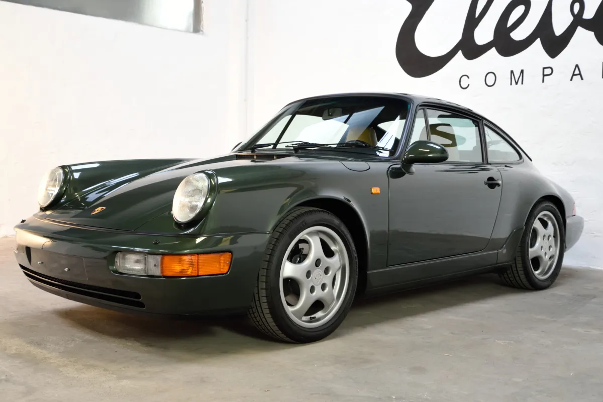 Porsche 964 Carrera 2 oakgreen
