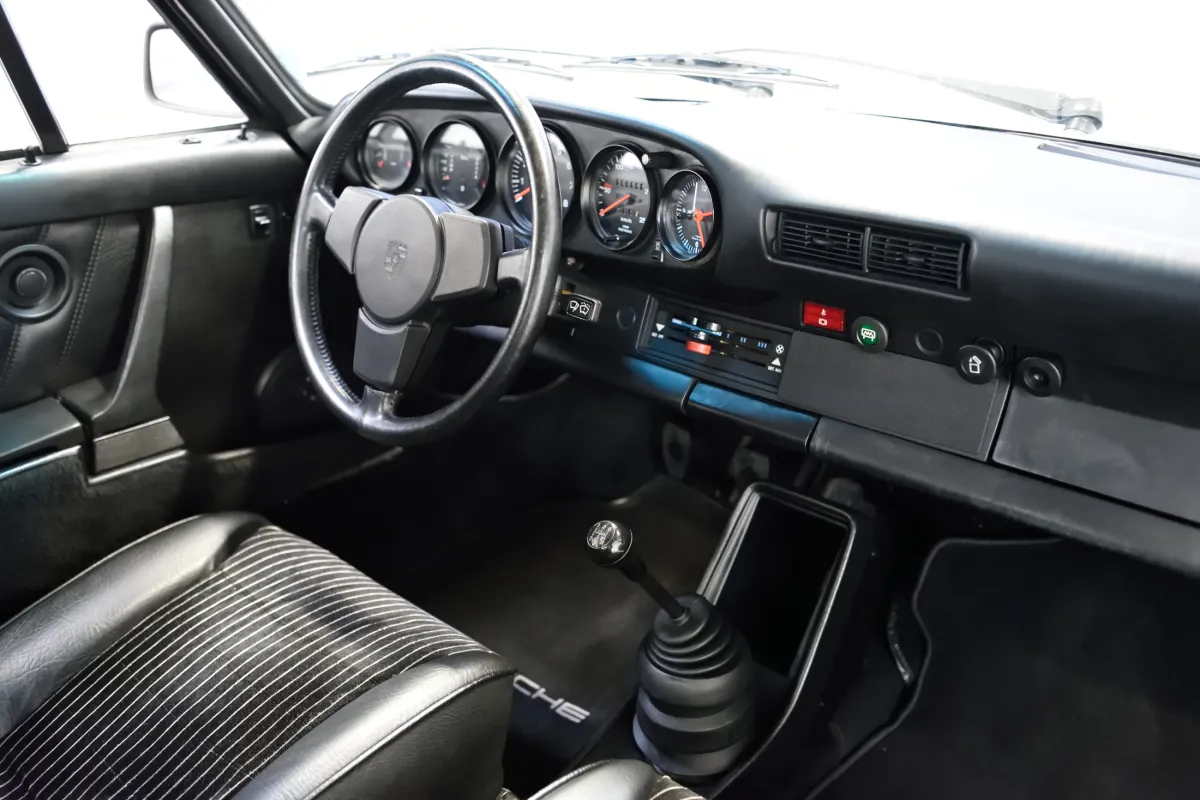 Porsche 911 Carrera 3.0