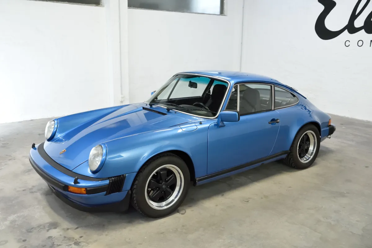 Porsche 911 Carrera 3.0
