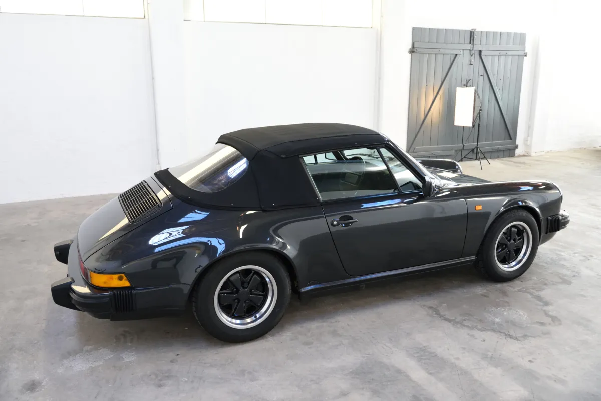 Porsche 911 Paint to sample PTS