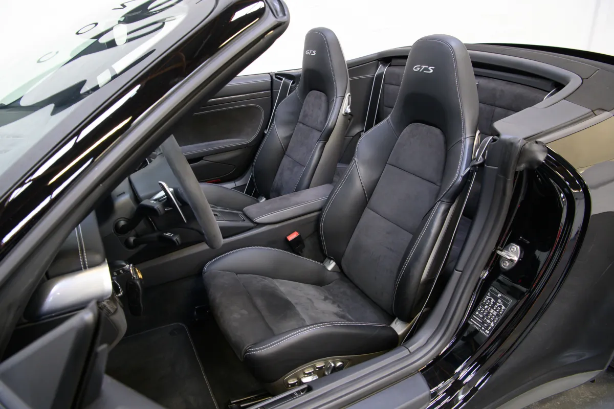 Porsche 991 Carrera GTS