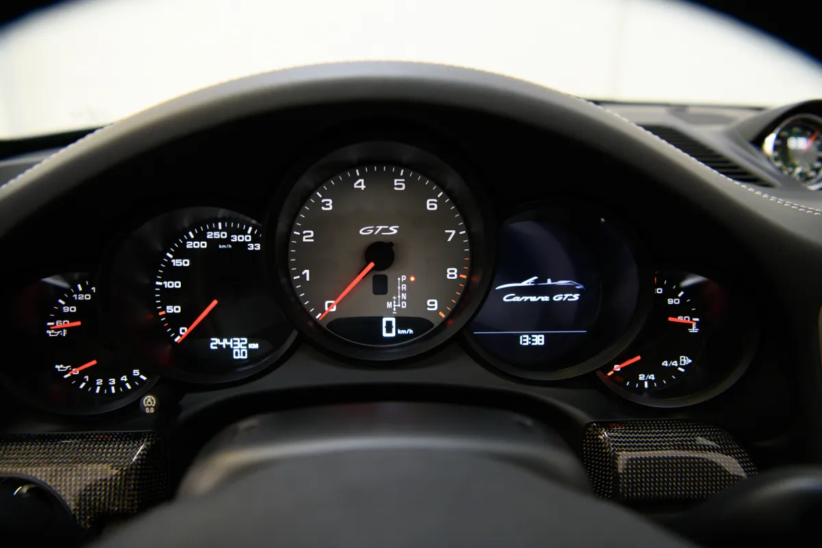 Porsche 991 Carrera GTS