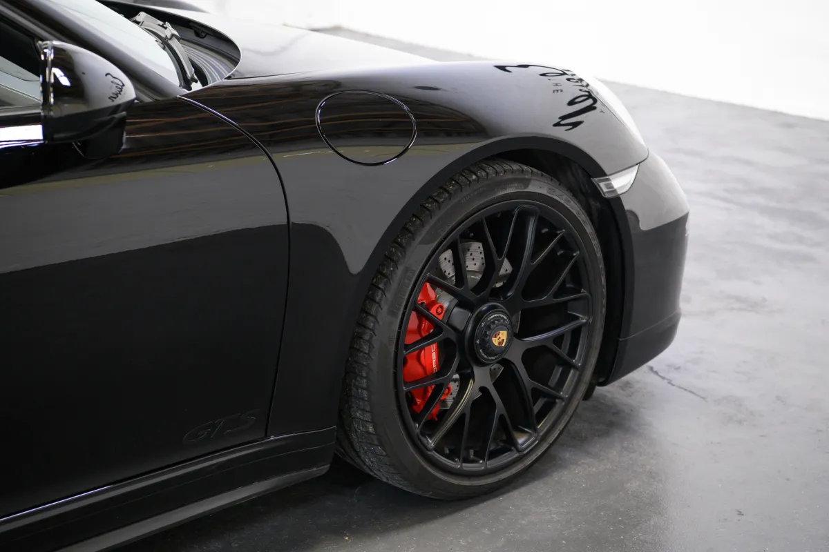 Porsche 991 Carrera GTS