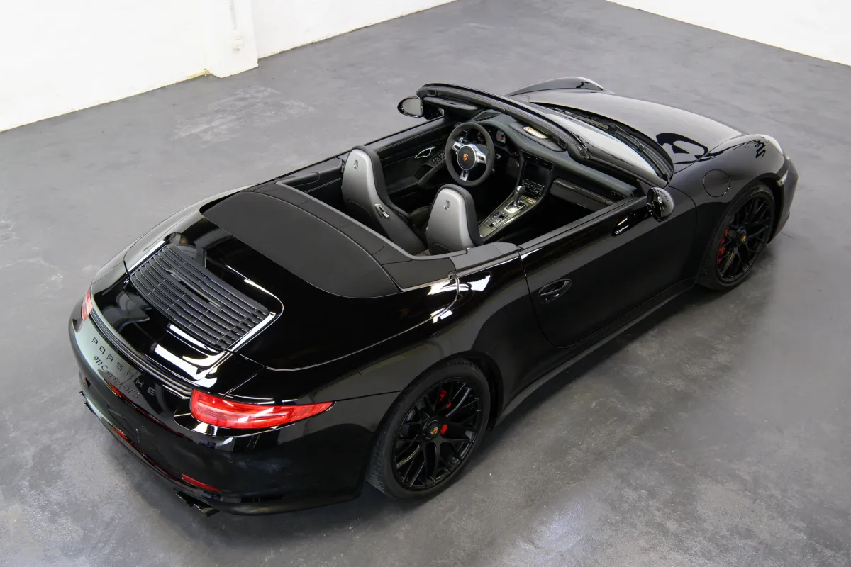 Porsche 991 Carrera GTS