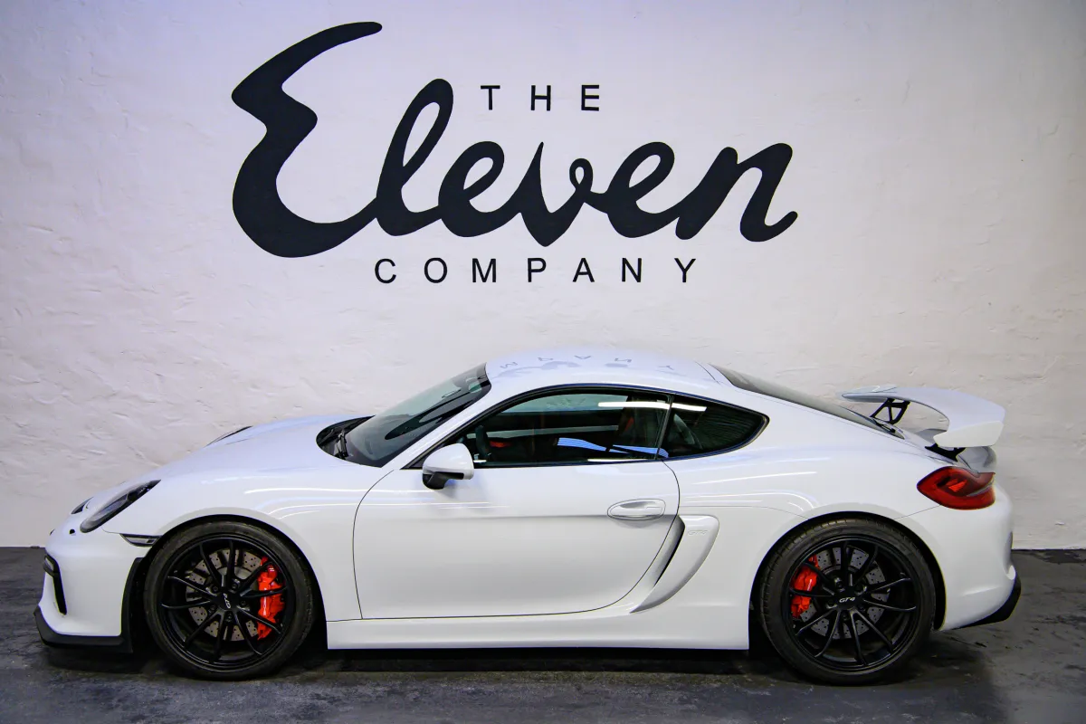 Porsche Cayman GT4