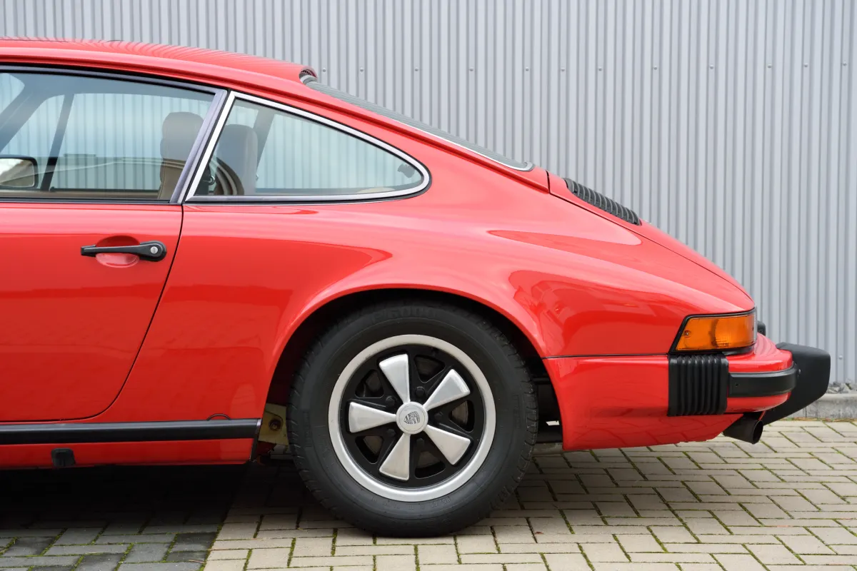 Porsche 911 S 2.7