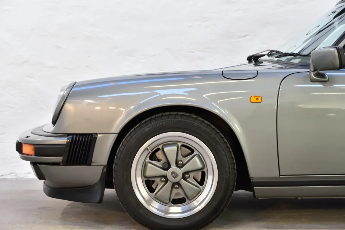 Porsche 911 G50