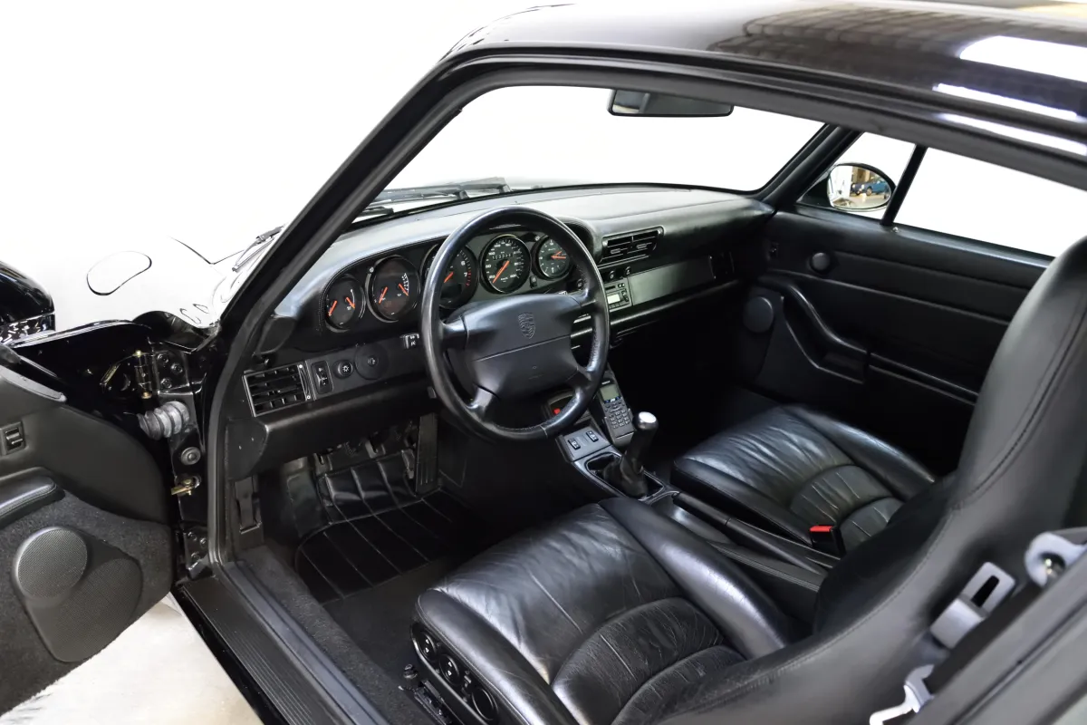 Porsche 993 Carrera 4