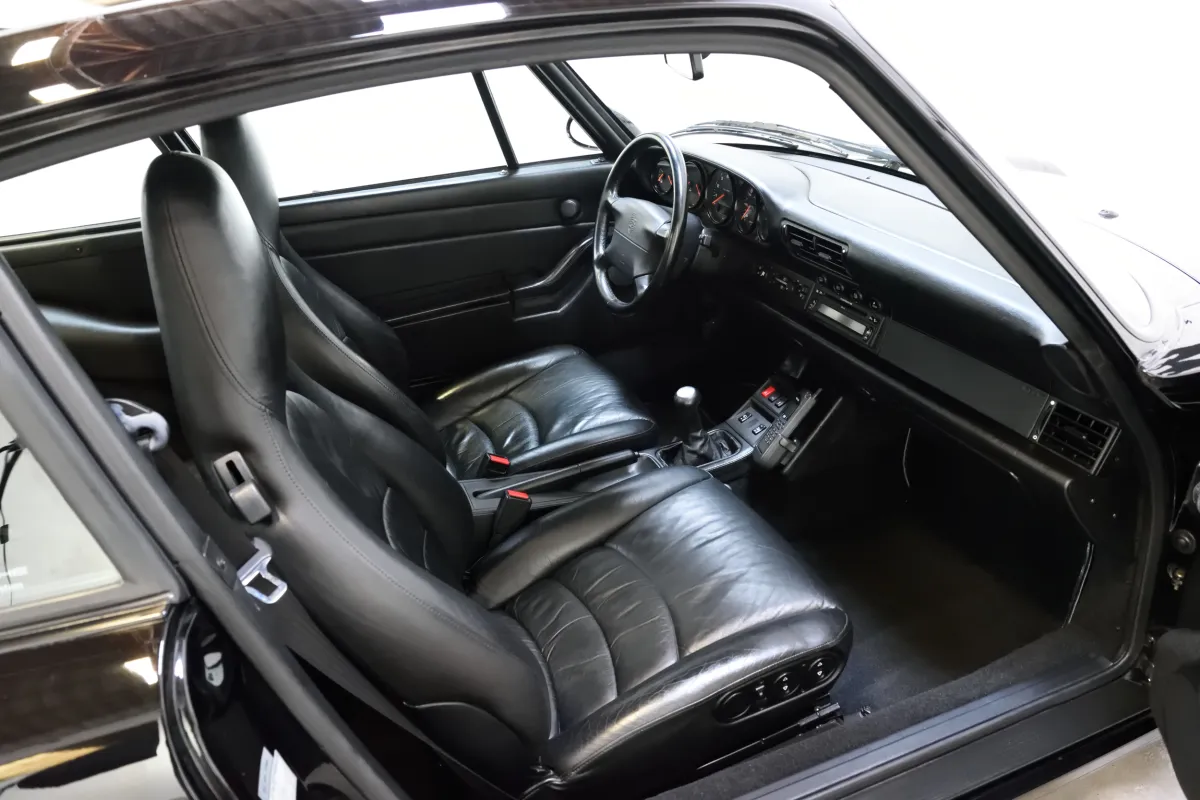 Porsche 993 Carrera 4