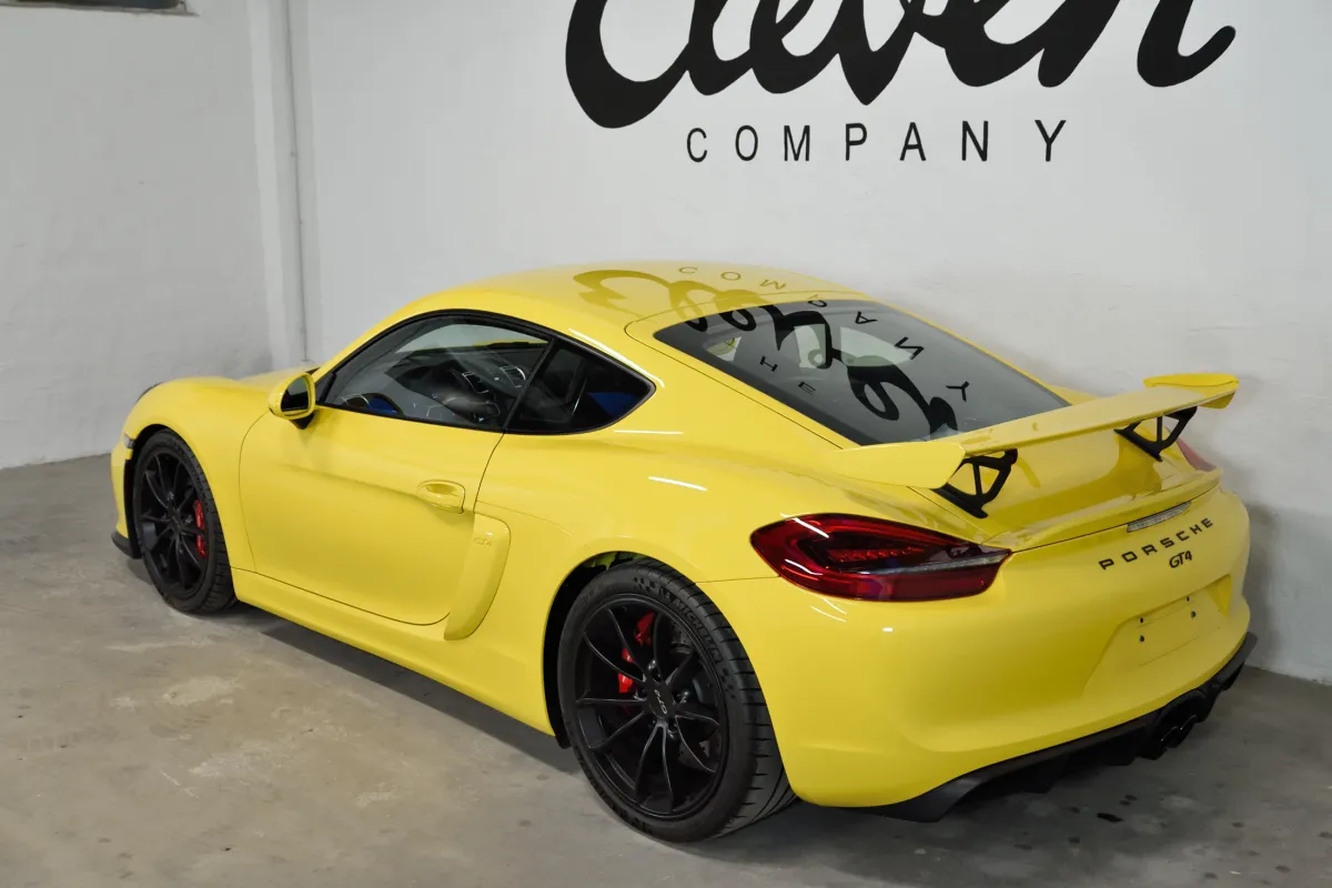 Porsche 981 Cayman GT4