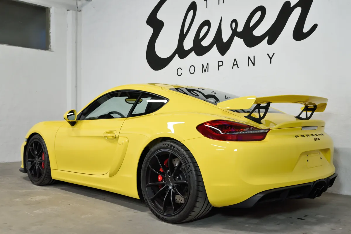Porsche 981 Cayman GT4