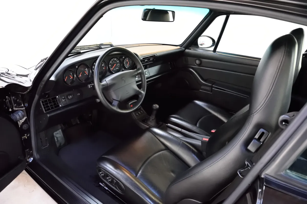Porsche 993 Carrera Coupé
