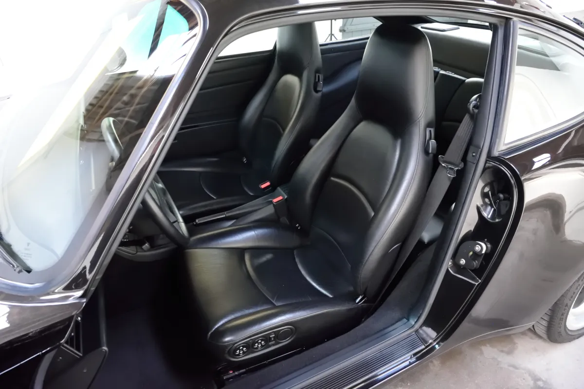 Porsche 993 Carrera Coupé