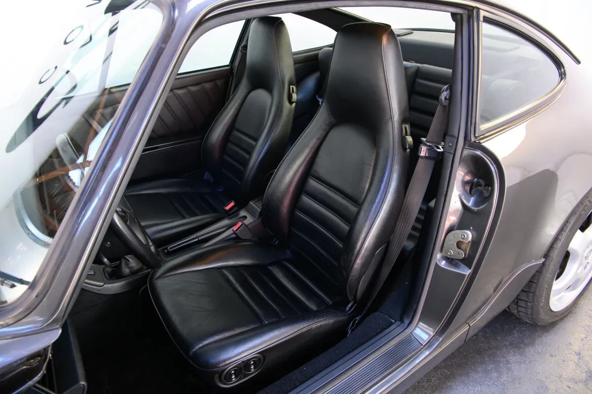 Porsche 964 Carrera 2 Coupé