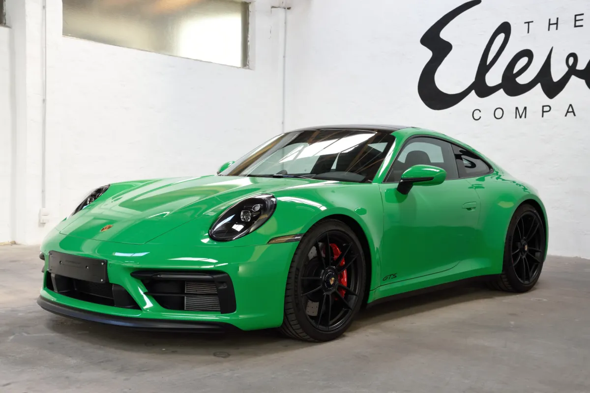 Porsche 992 Carrera GTS