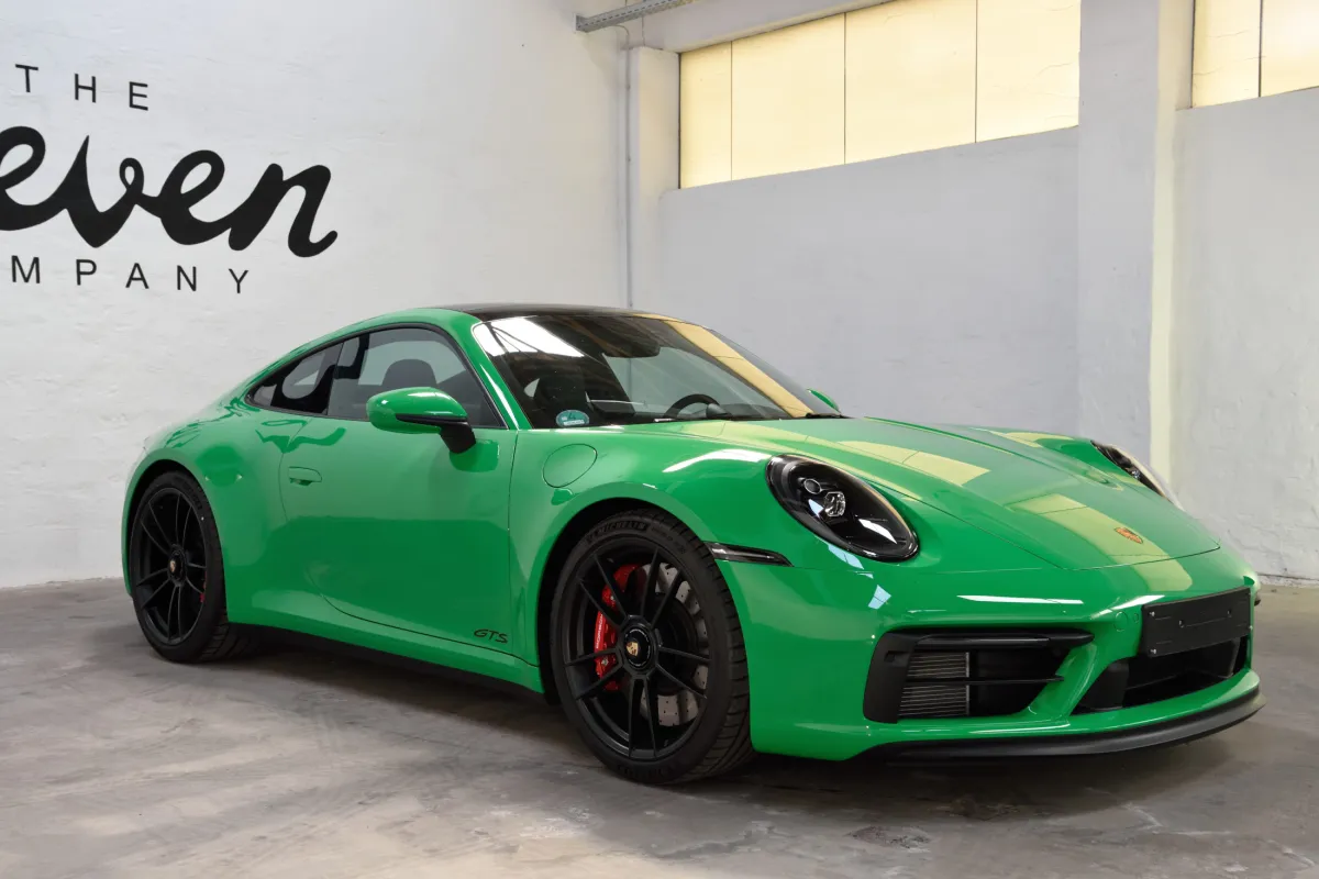Porsche 992 Carrera GTS