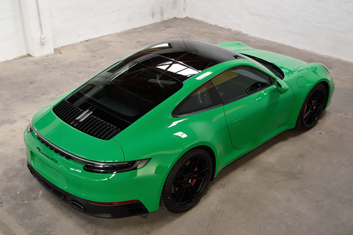 Porsche 992 Carrera GTS