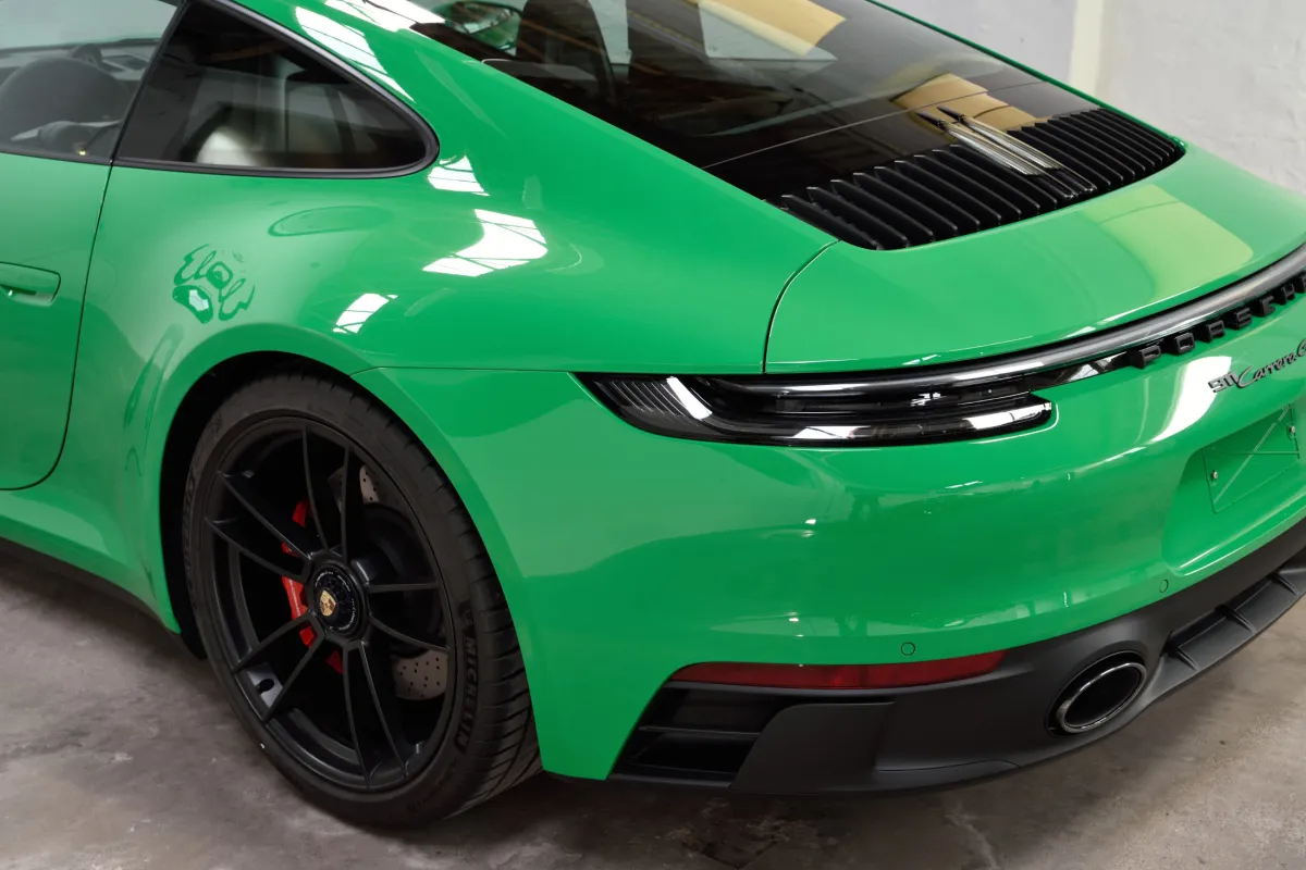 Porsche 992 Carrera GTS