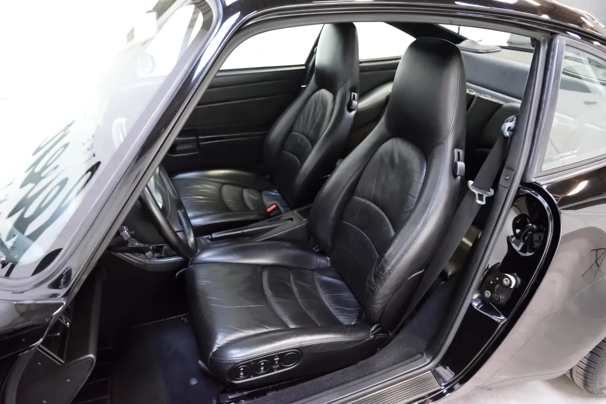 Porsche 993 Carrera 4