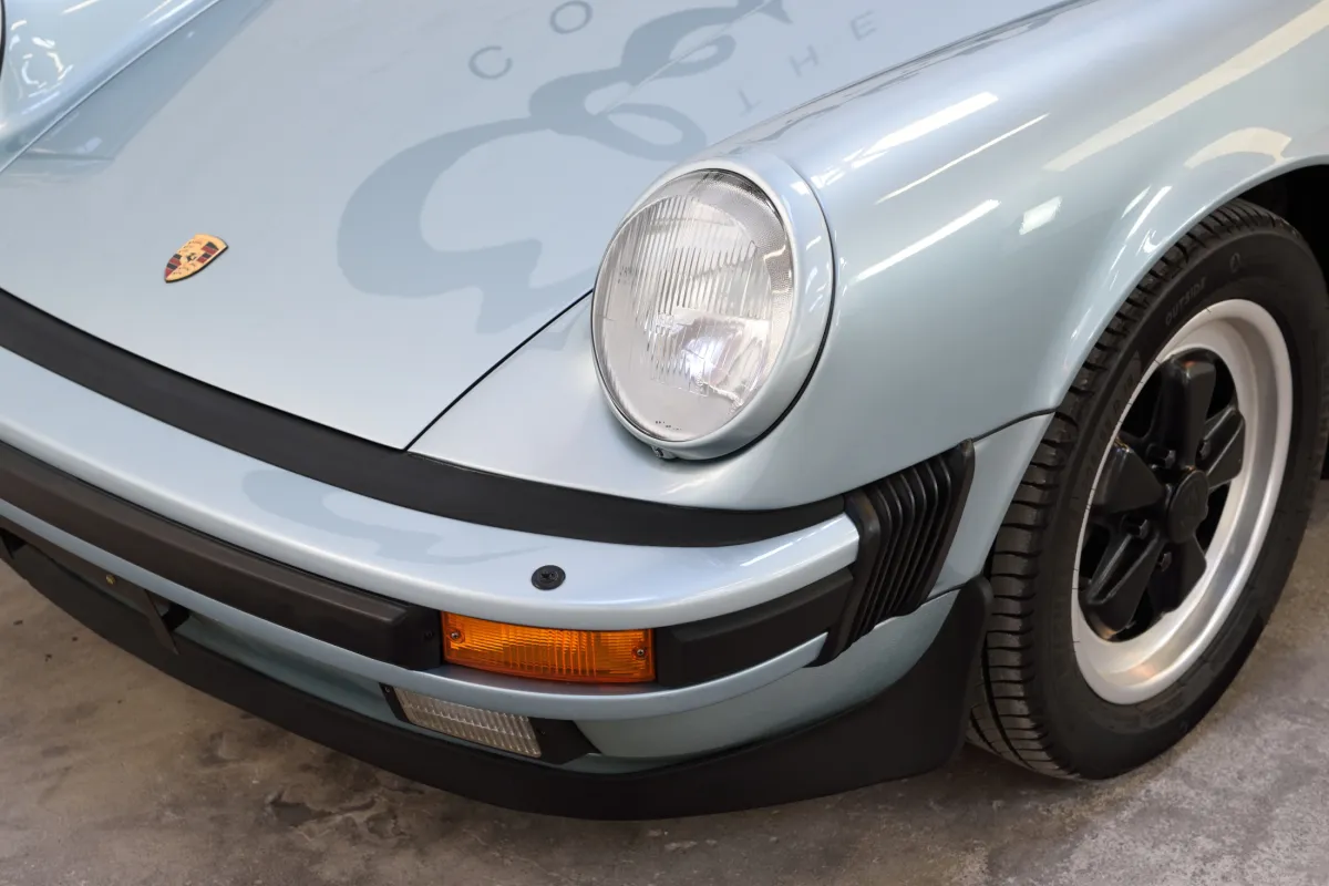 Porsche 911 lagunengrün