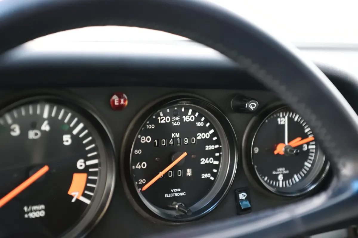 Porsche 911 lagunengrün
