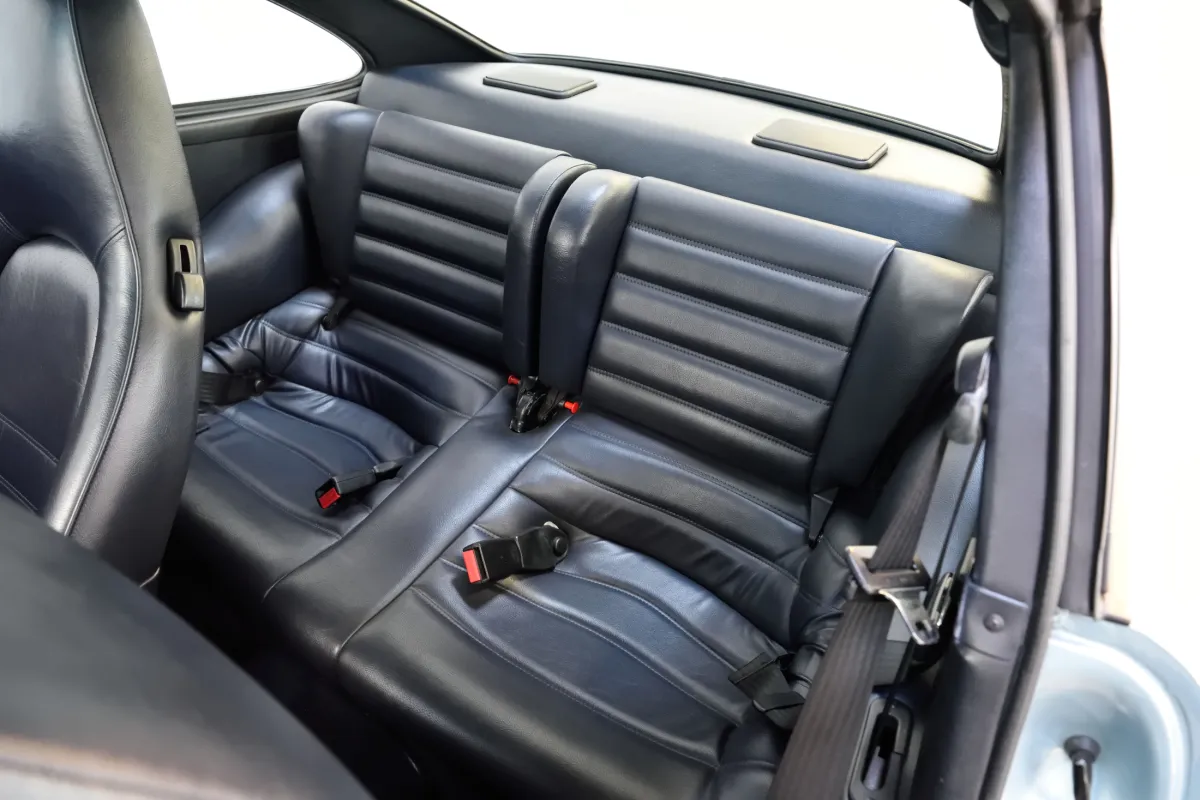 Porsche 911 lagunengrün