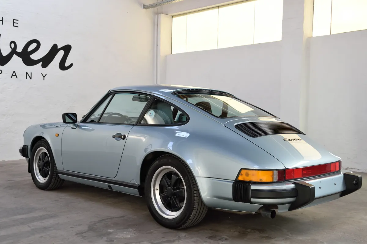 Porsche 911 lagunengrün