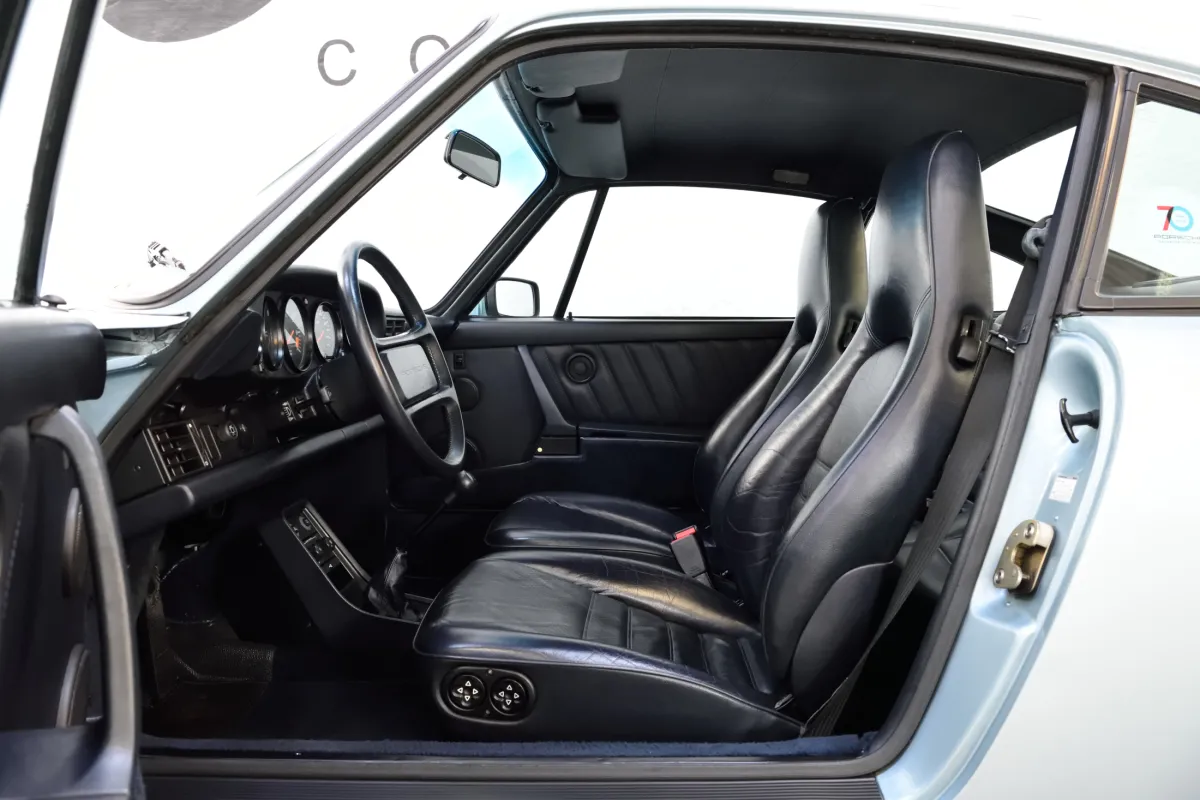 Porsche 911 lagunengrün