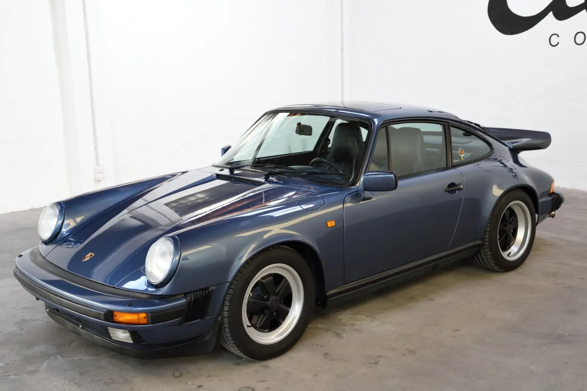 Porsche 911 Carrera 3.2 G50