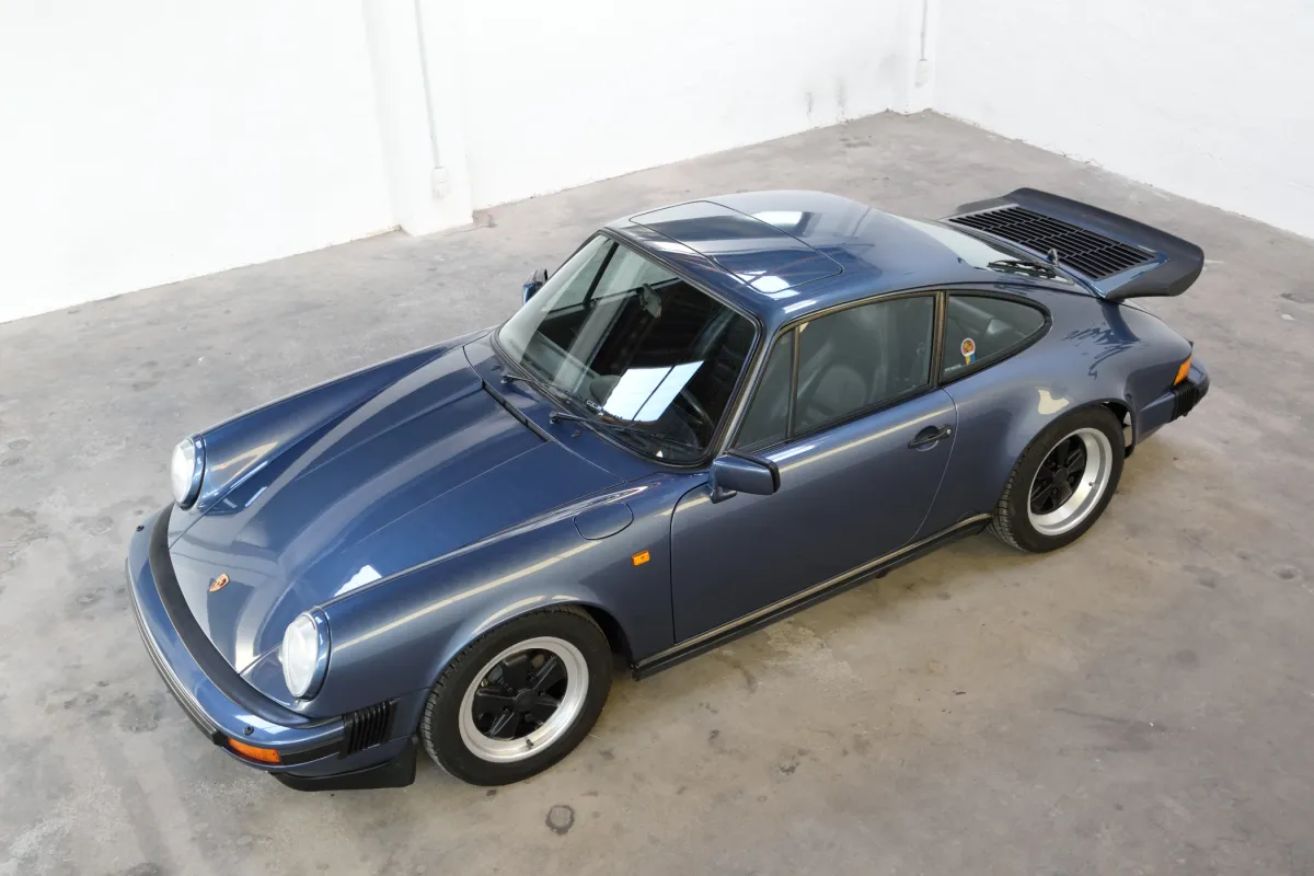 Porsche 911 Carrera 3.2 G50
