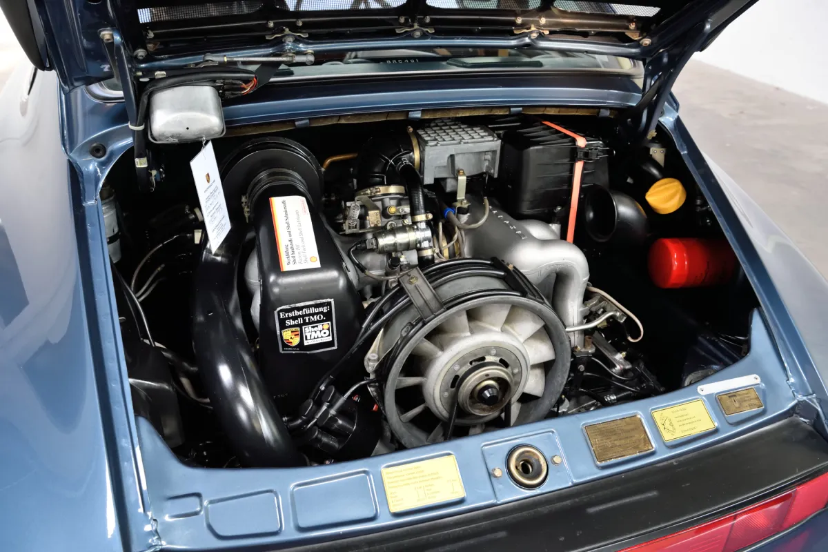 Porsche 911 Carrera 3.2 G50
