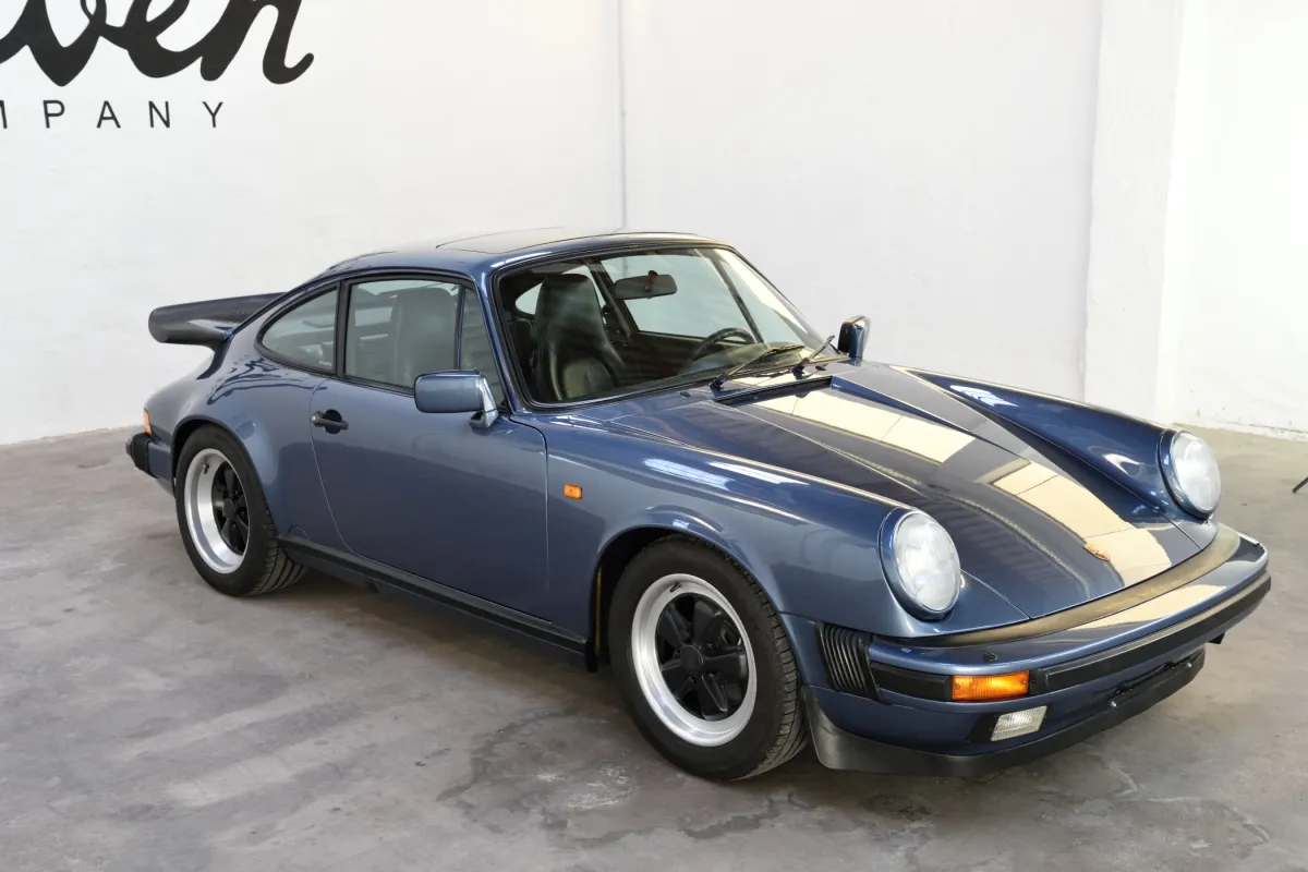 Porsche 911 Carrera 3.2 G50