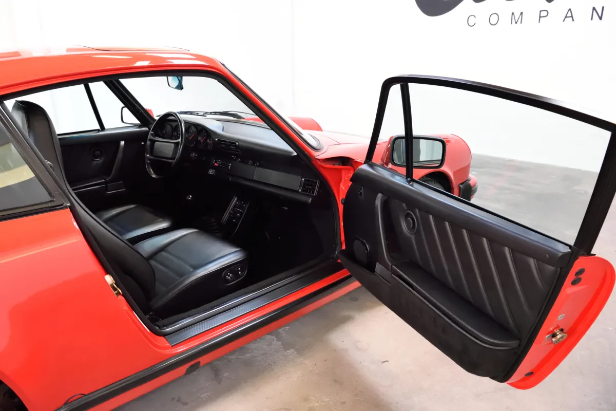 Porsche 911 Carrera 3.2