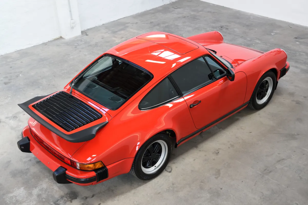 Porsche 911 Carrera 3.2