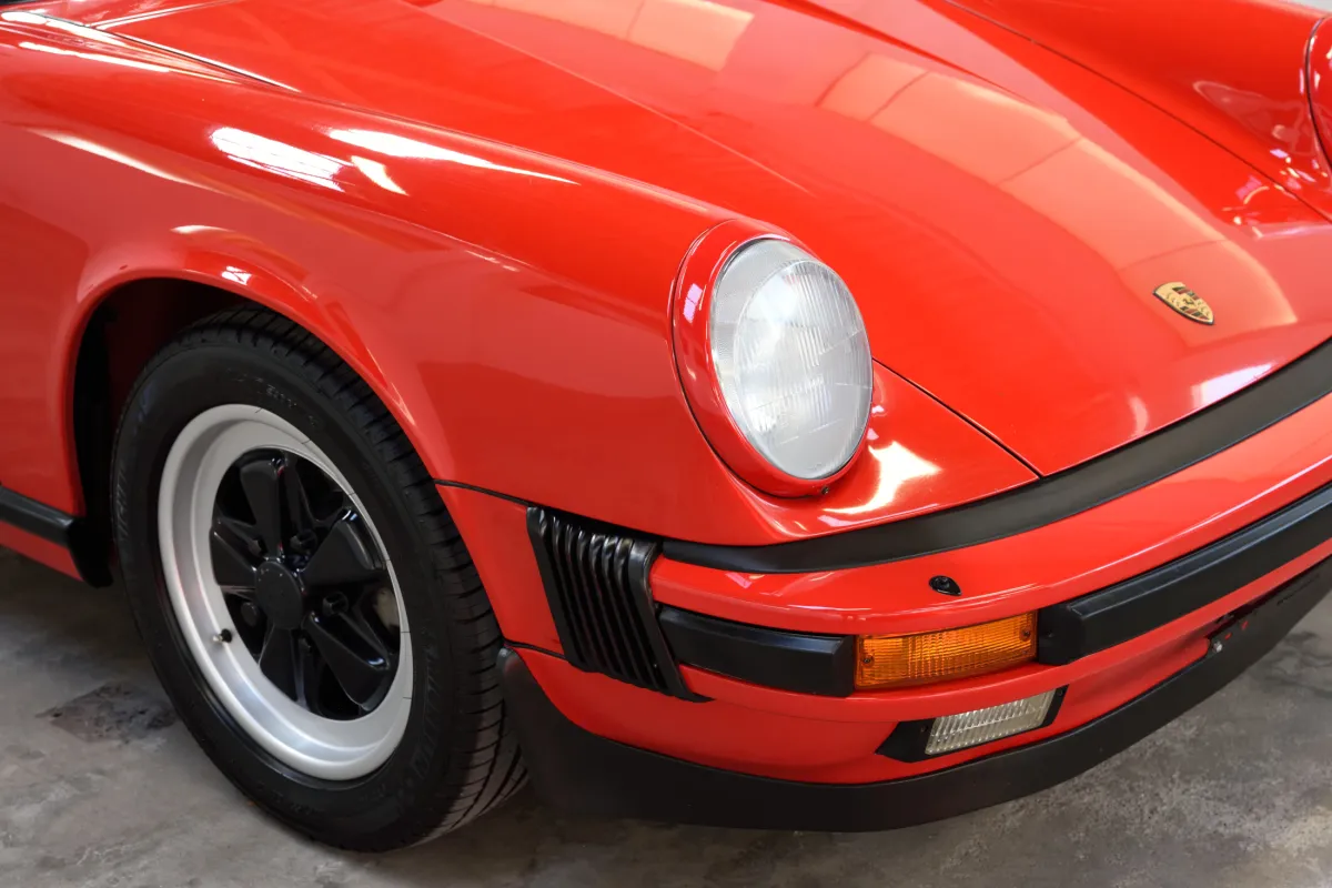 Porsche 911 Carrera 3.2