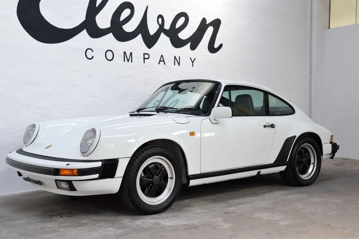 Porsche 911 Carrera 3.2