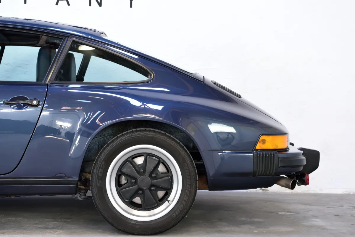 Porsche 911 Carrera 3.2