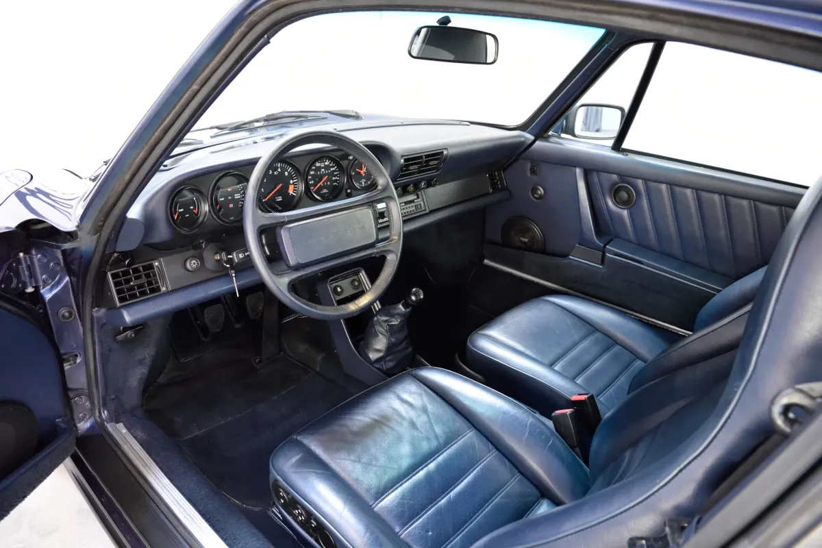 Porsche 911 Carrera 3.2