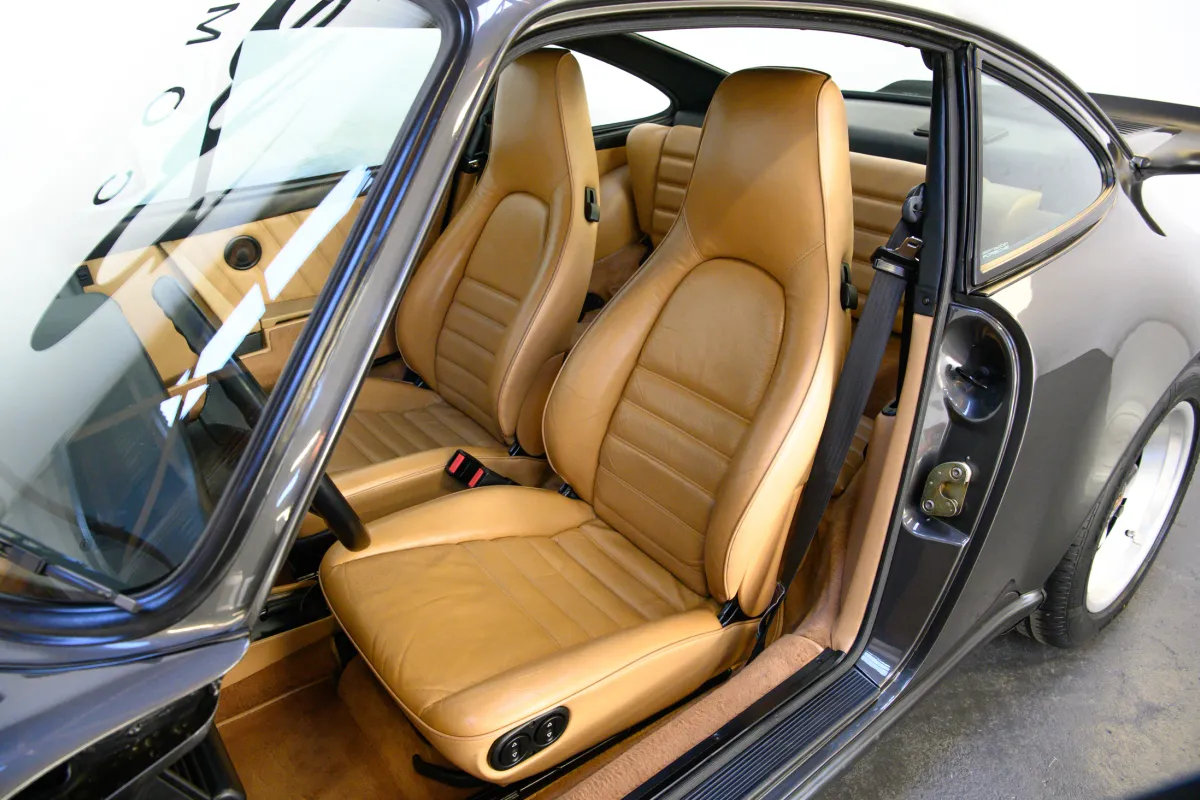 Porsche 911 Carrera G50