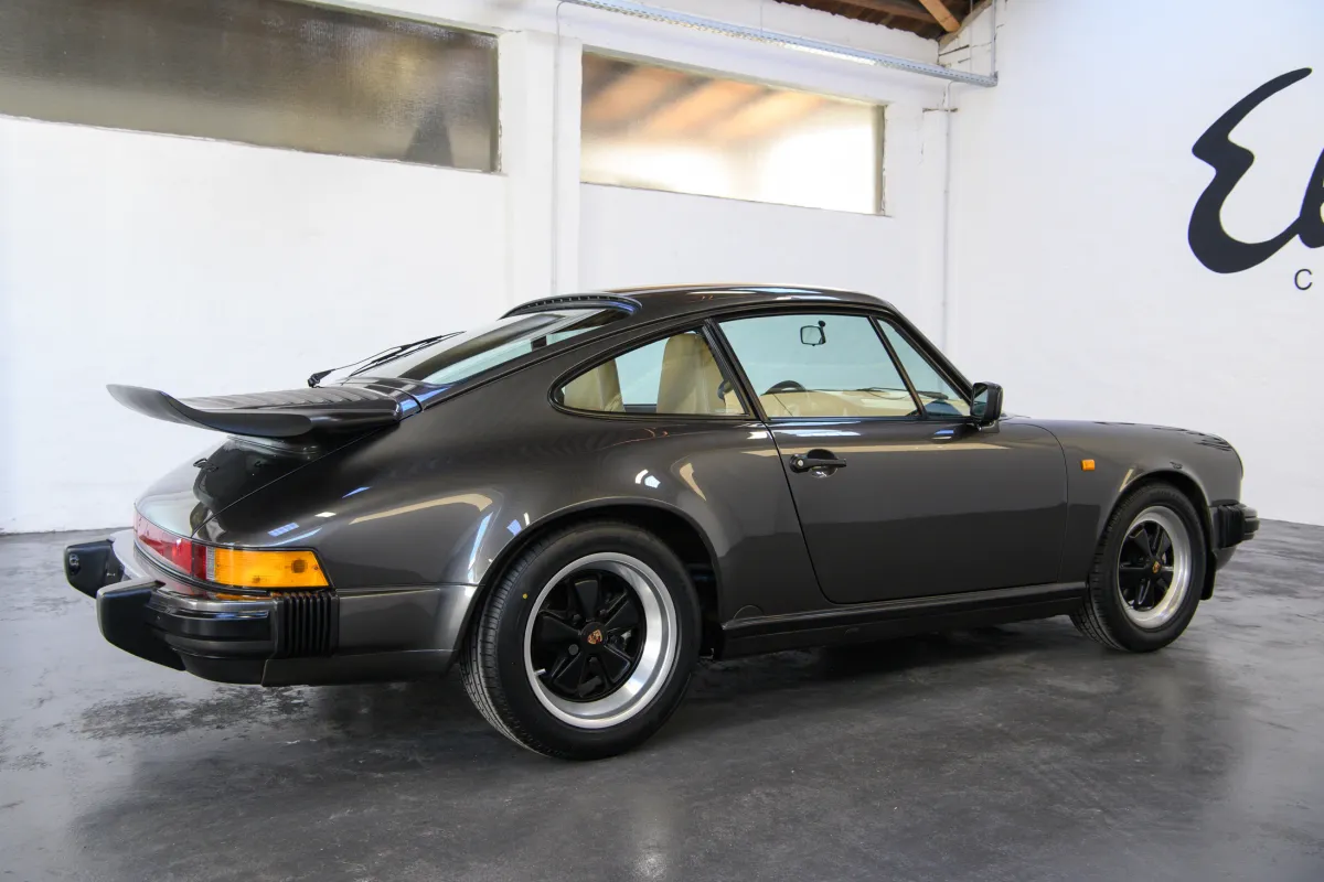 Porsche 911 Carrera G50
