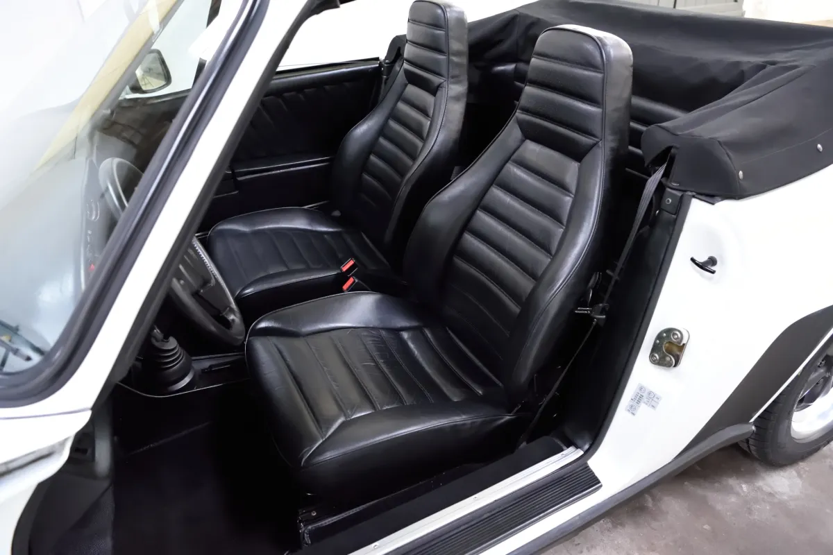 Porsche 911 SC Cabrio