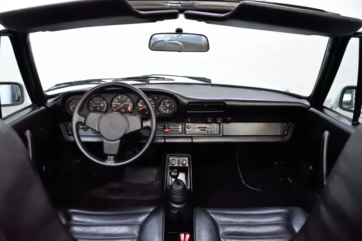 Porsche 911 SC Cabrio